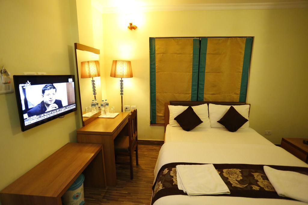Mahadev Hotel Kathmandu Exterior photo