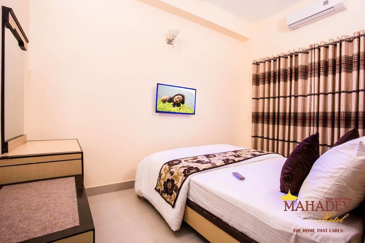 Mahadev Hotel Kathmandu Exterior photo